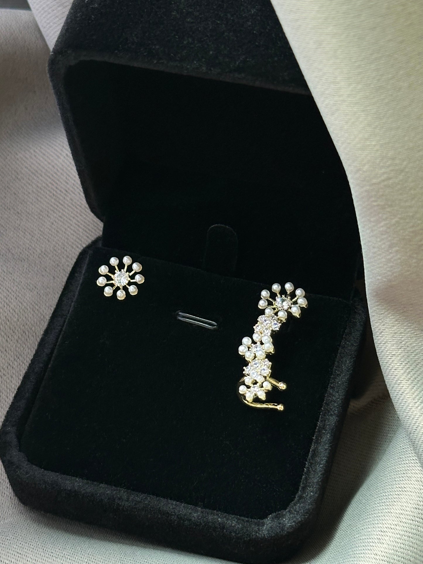 Radiant Bloom Asymmetric Earrings - ELCY ISLAND